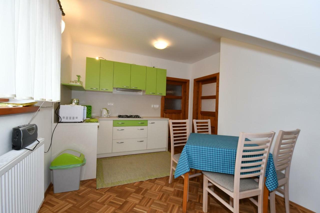 Ubytovanie Dita Červený Kláštor Exterior foto